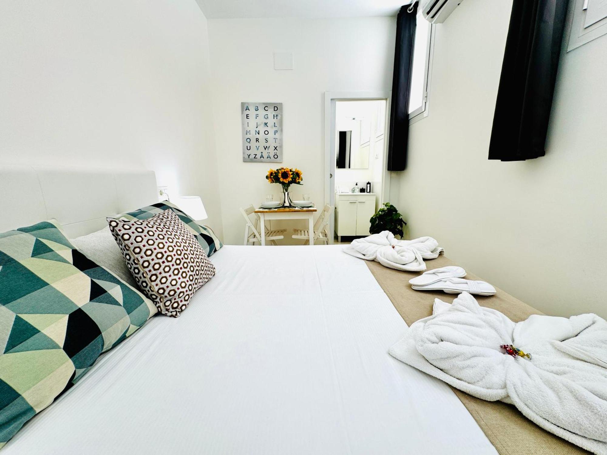 Cinco Torres Suites มาดริด ภายนอก รูปภาพ