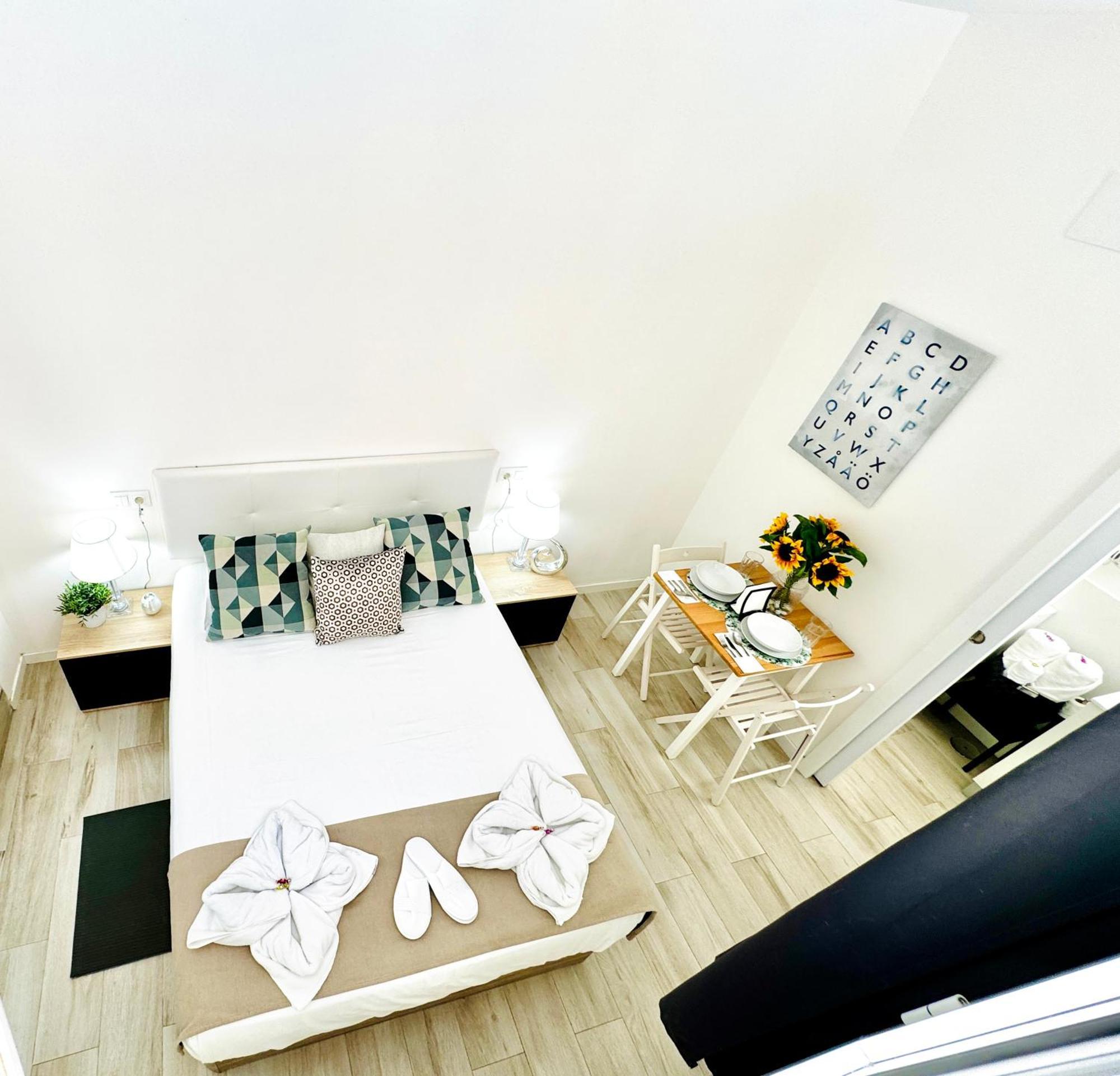 Cinco Torres Suites มาดริด ภายนอก รูปภาพ
