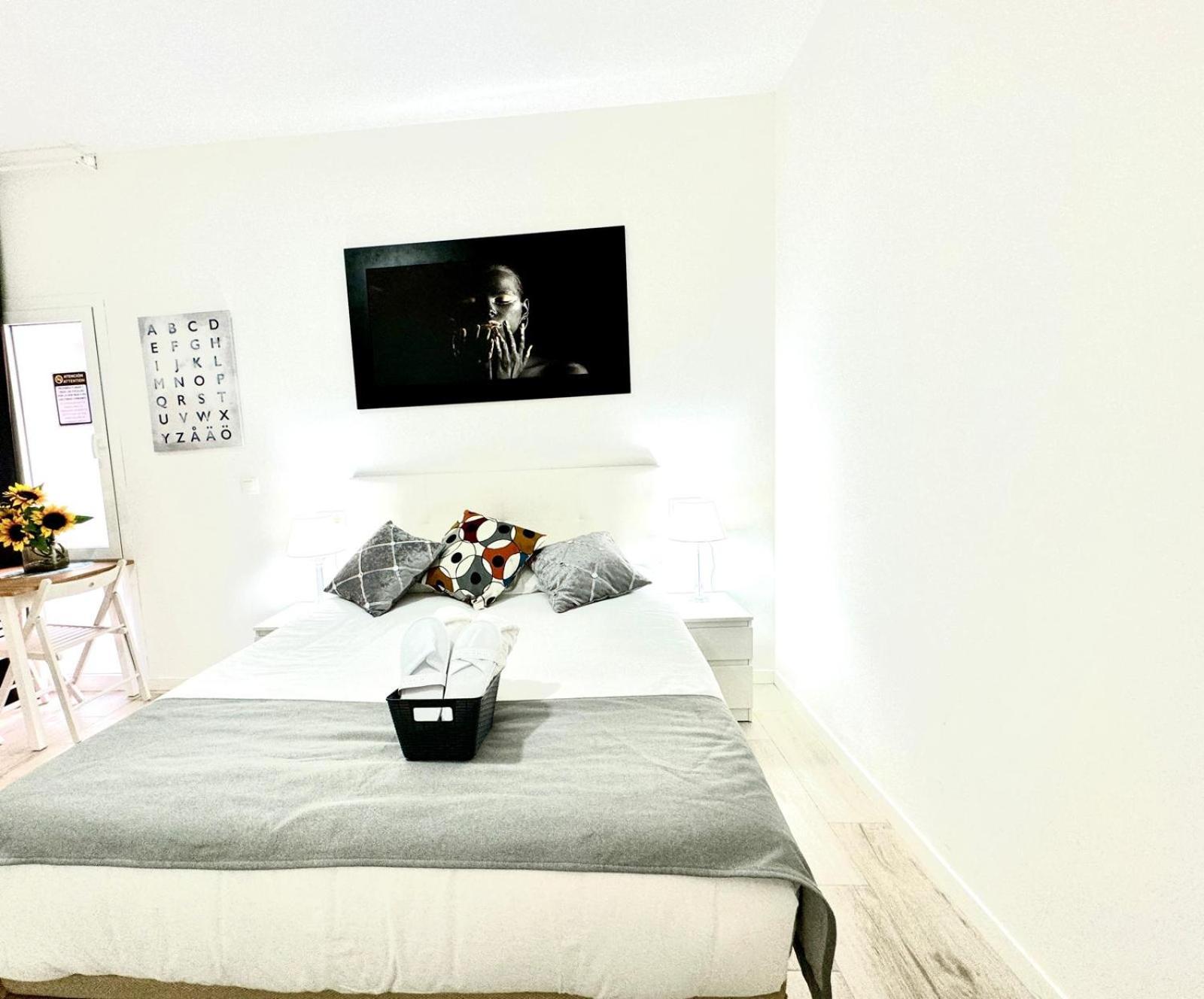 Cinco Torres Suites มาดริด ภายนอก รูปภาพ