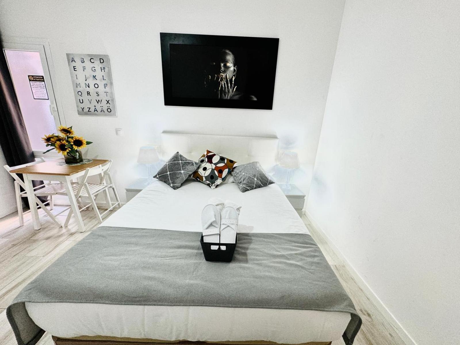 Cinco Torres Suites มาดริด ภายนอก รูปภาพ
