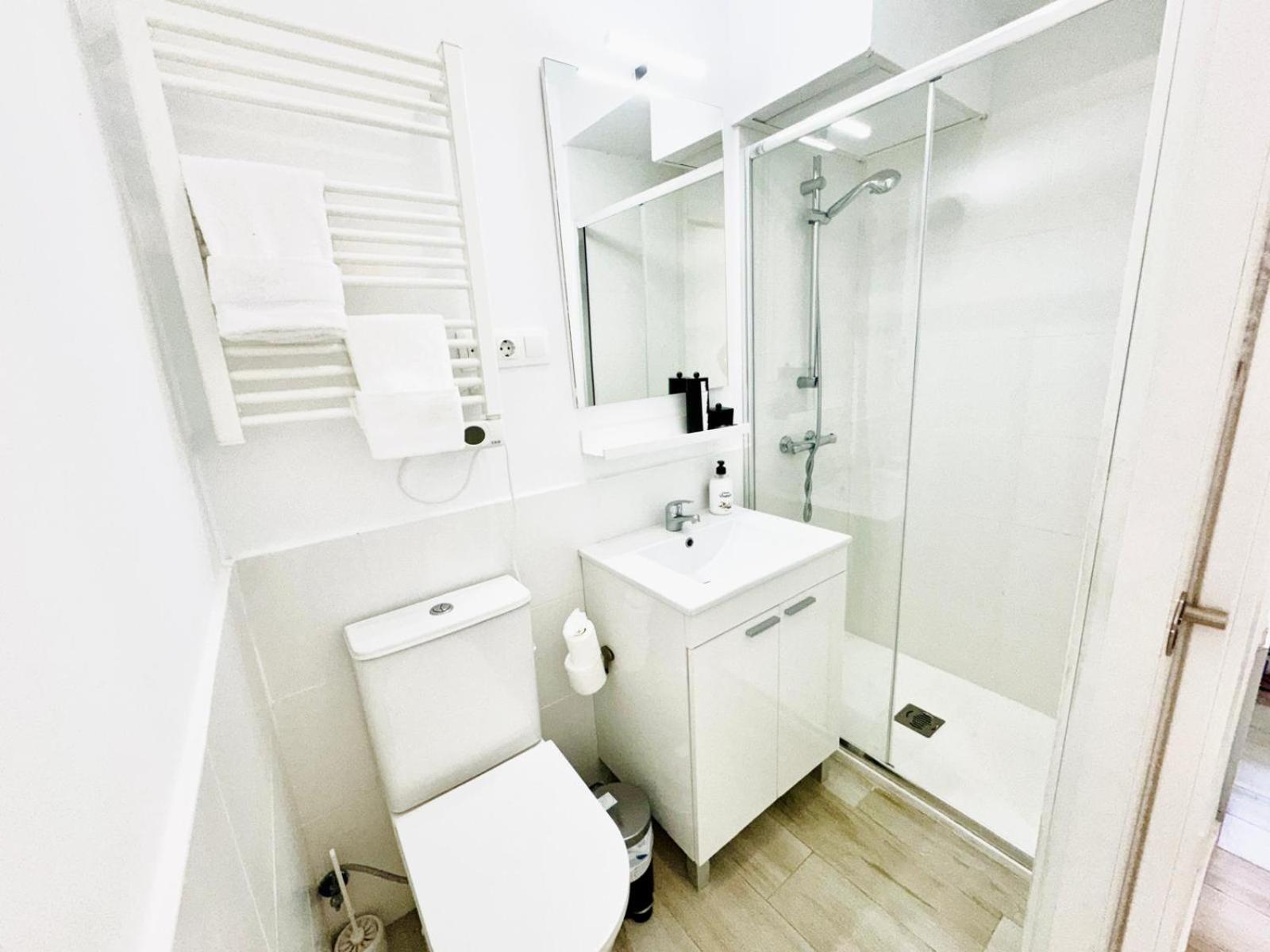 Cinco Torres Suites มาดริด ภายนอก รูปภาพ