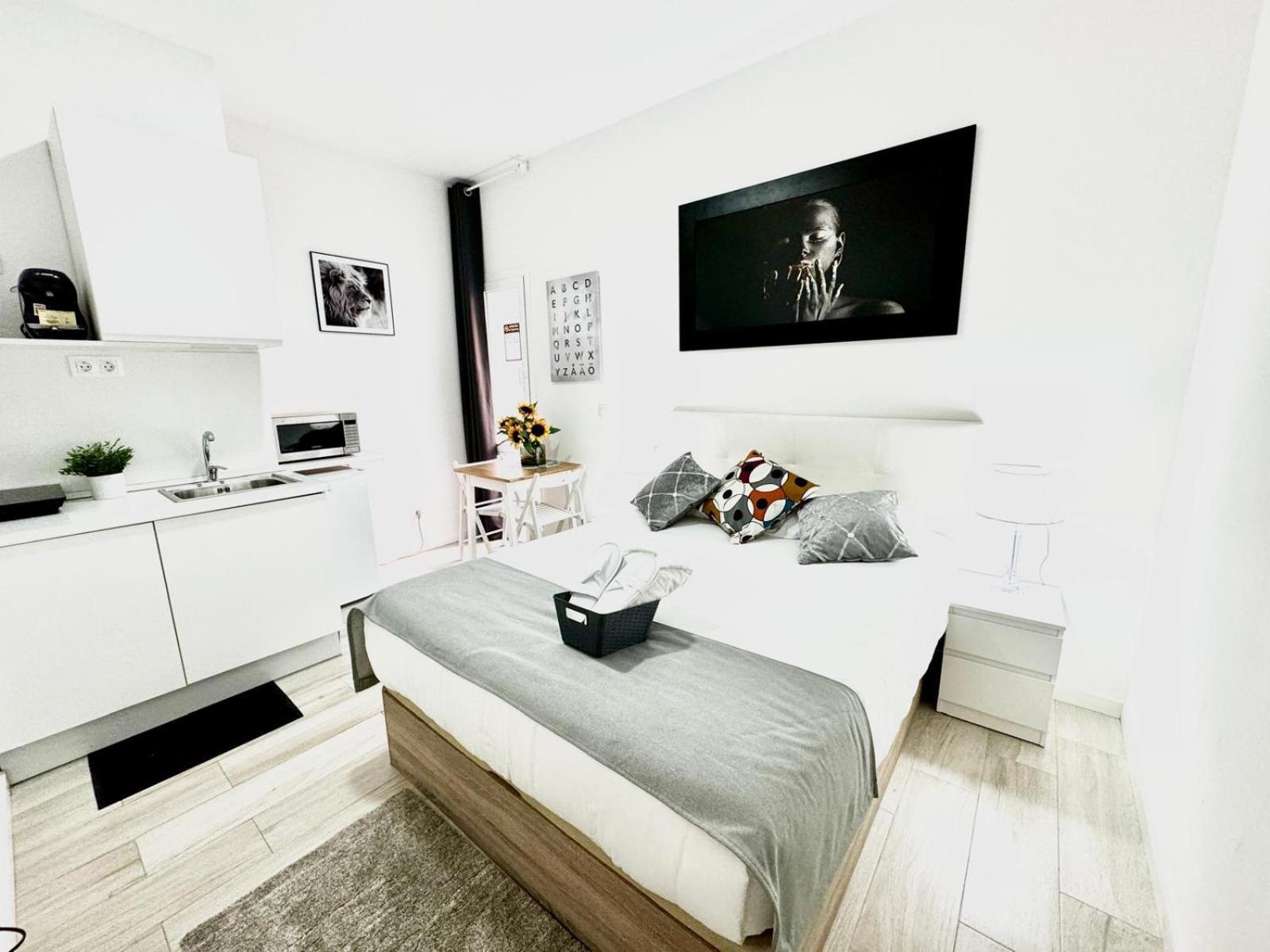 Cinco Torres Suites มาดริด ภายนอก รูปภาพ