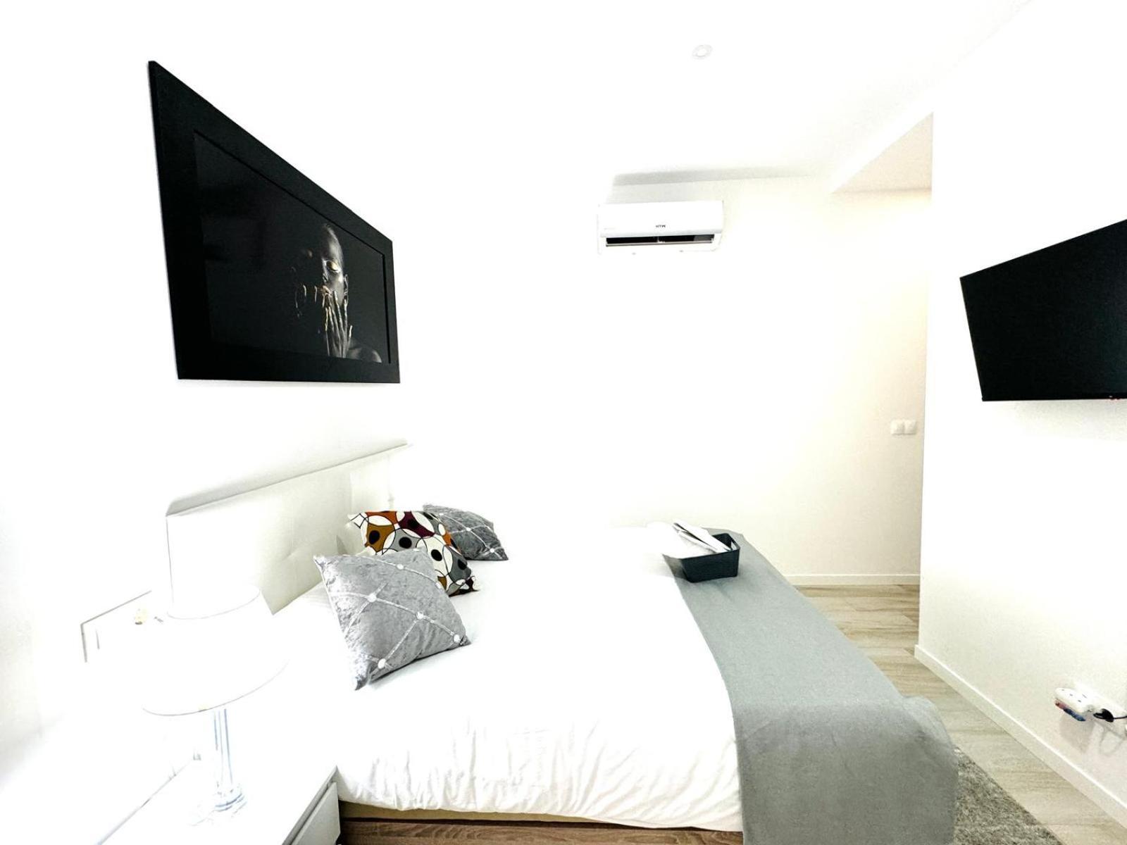 Cinco Torres Suites มาดริด ภายนอก รูปภาพ